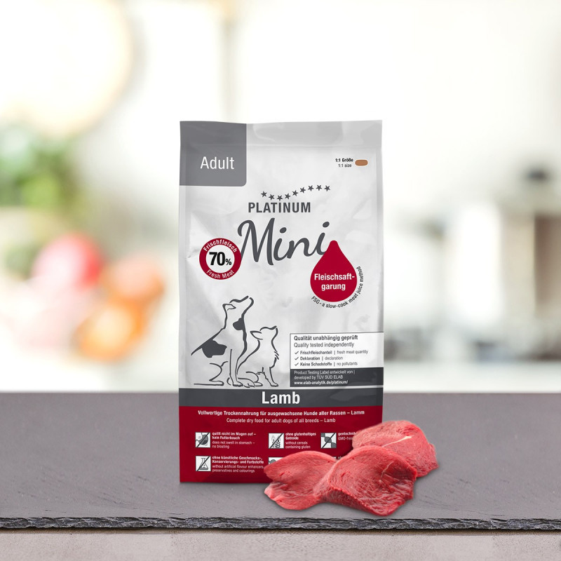 PLATINUM Adult Lamb Mini – halbfeuchtes Hundefutter – 900 g + PLATINUM Xmas-Bits Iberico 150 g Leckerli GRATIS - foto 1