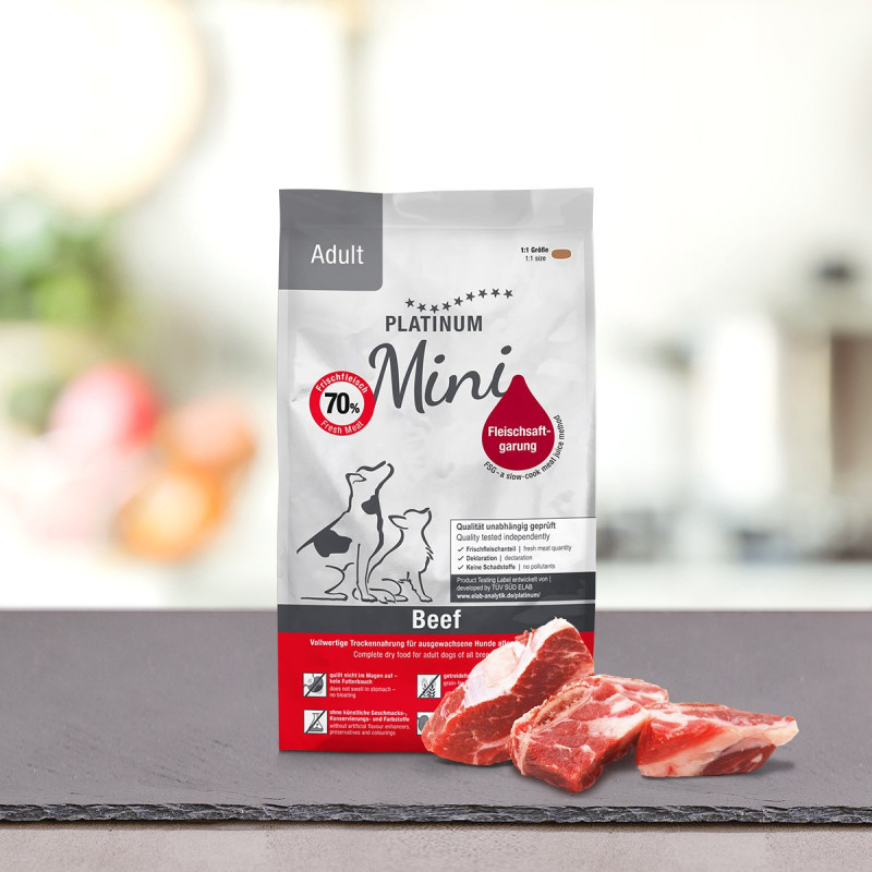 PLATINUM Adult Beef Mini – halbfeuchtes Hundefutter – 900 g + PLATINUM Xmas-Bits Iberico 150 g Leckerli GRATIS - foto 1